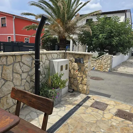 Apartman Nena *